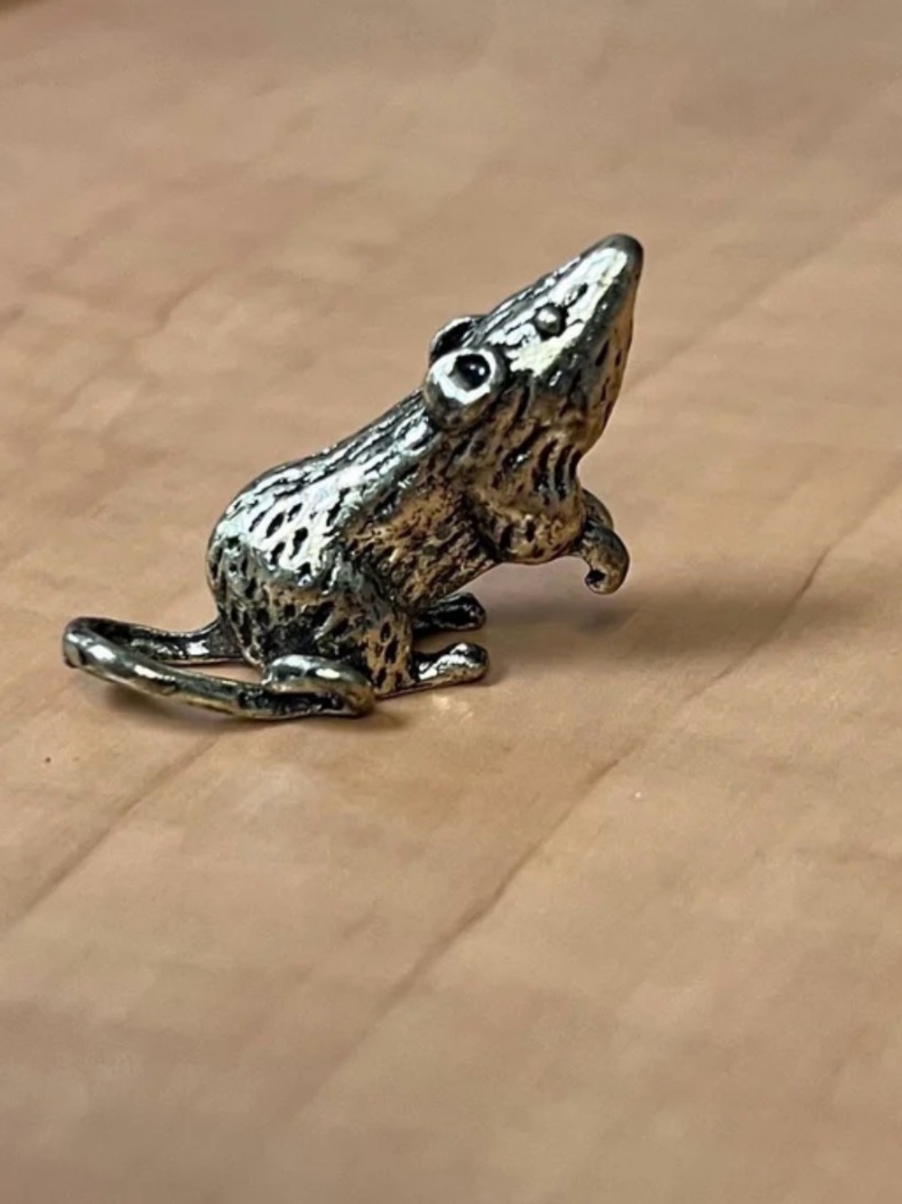 Miniature Brass Mouse / Ray #281
